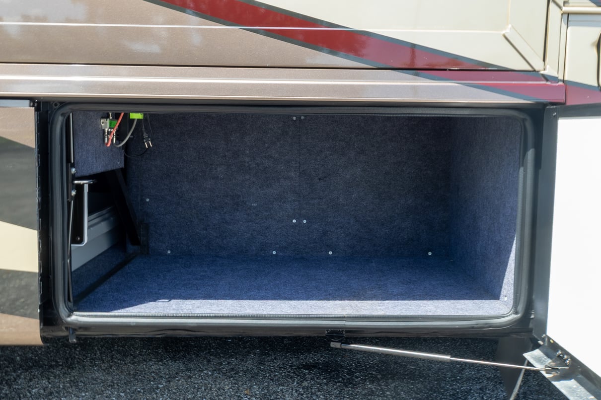 2019 Newmar Ventana LE 3412 gallery image-36