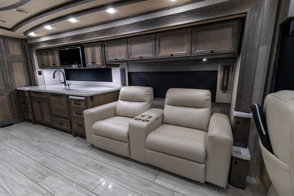 2023 Tiffin Allegro Bus 45 OPP gallery image-18