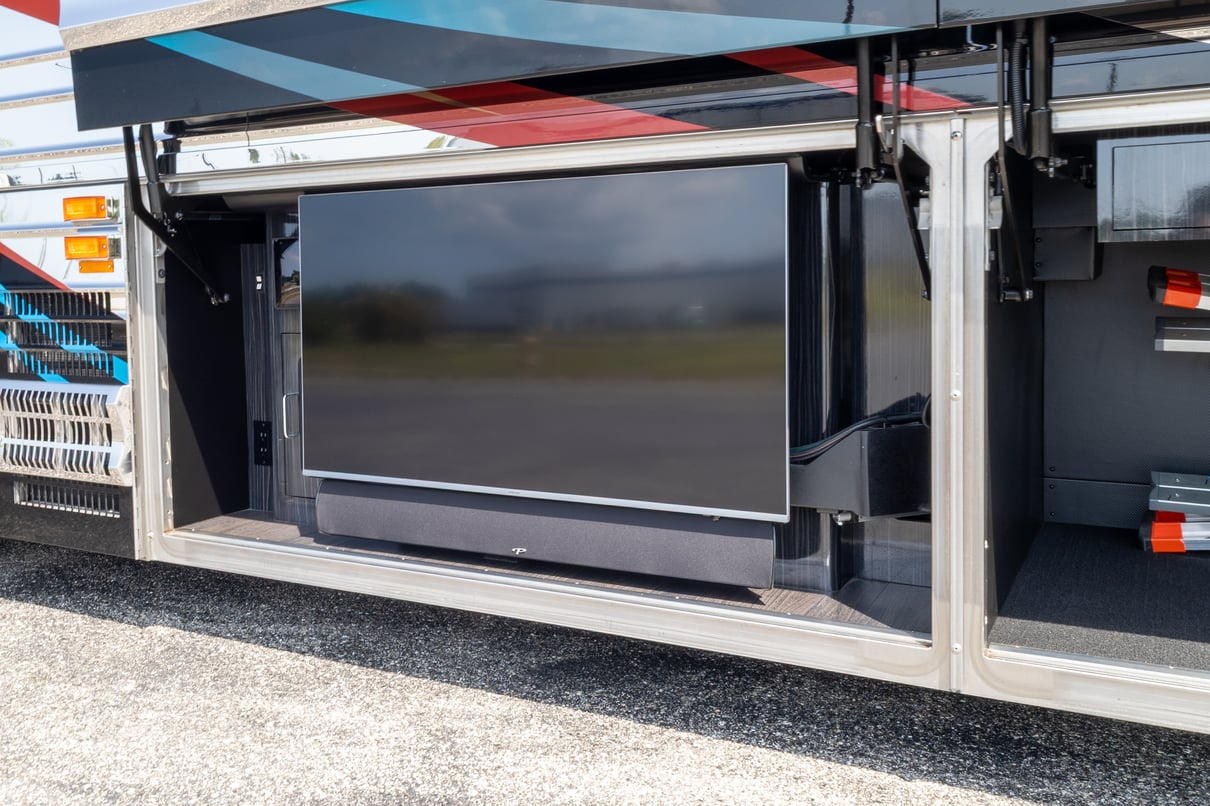 2019 Prevost Marathon X3 45 gallery image-34