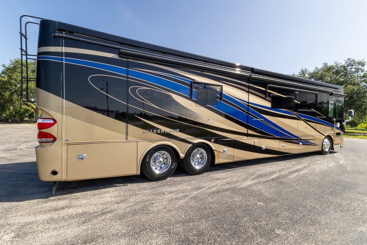 2016 Tiffin Allegro Bus 45 OP gallery image-4