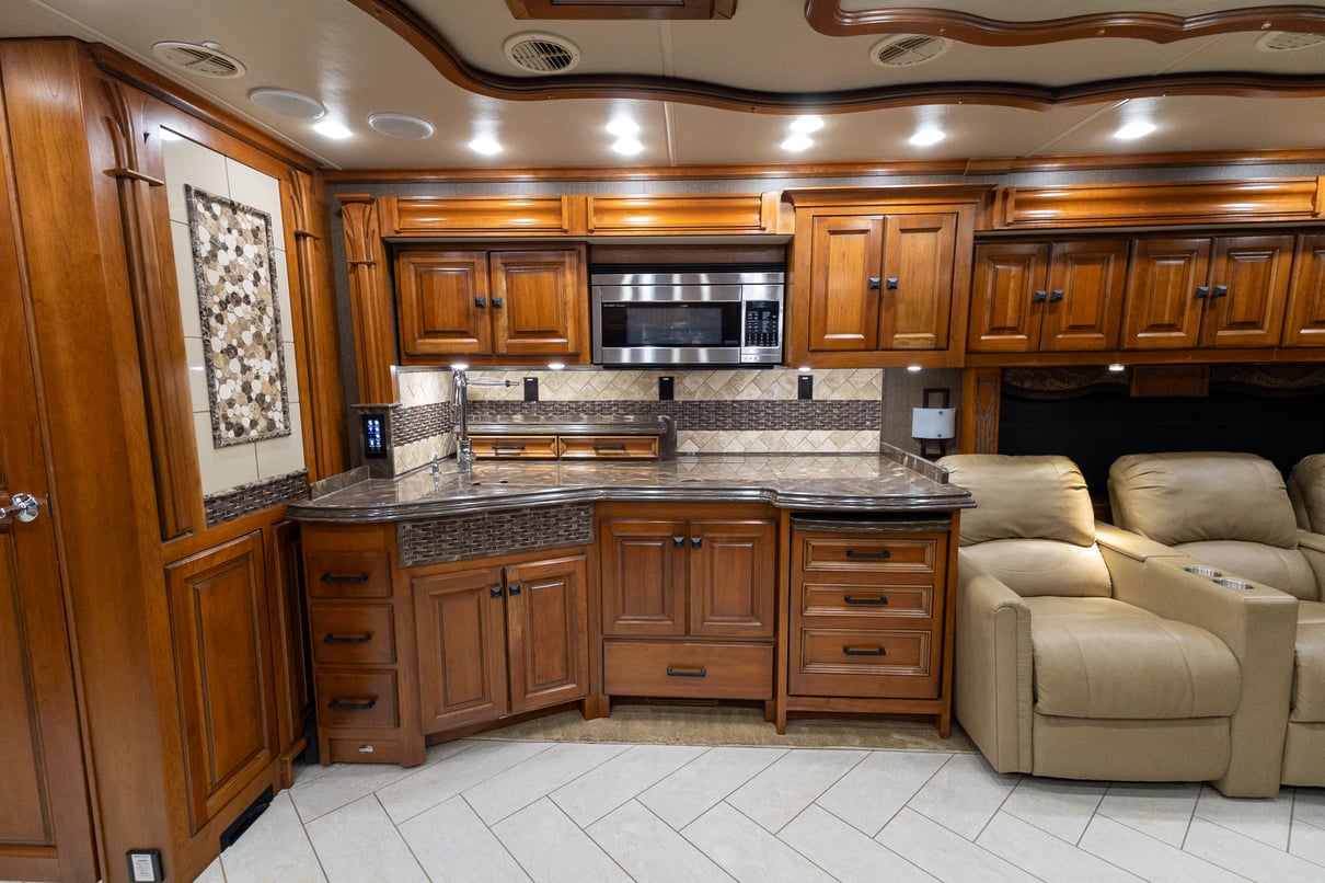 2016 Tiffin Allegro Bus 45 OP gallery image-17