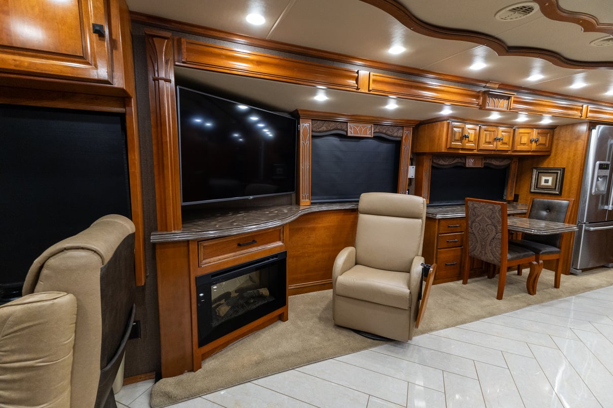 2016 Tiffin Allegro Bus 45 OP gallery image-19