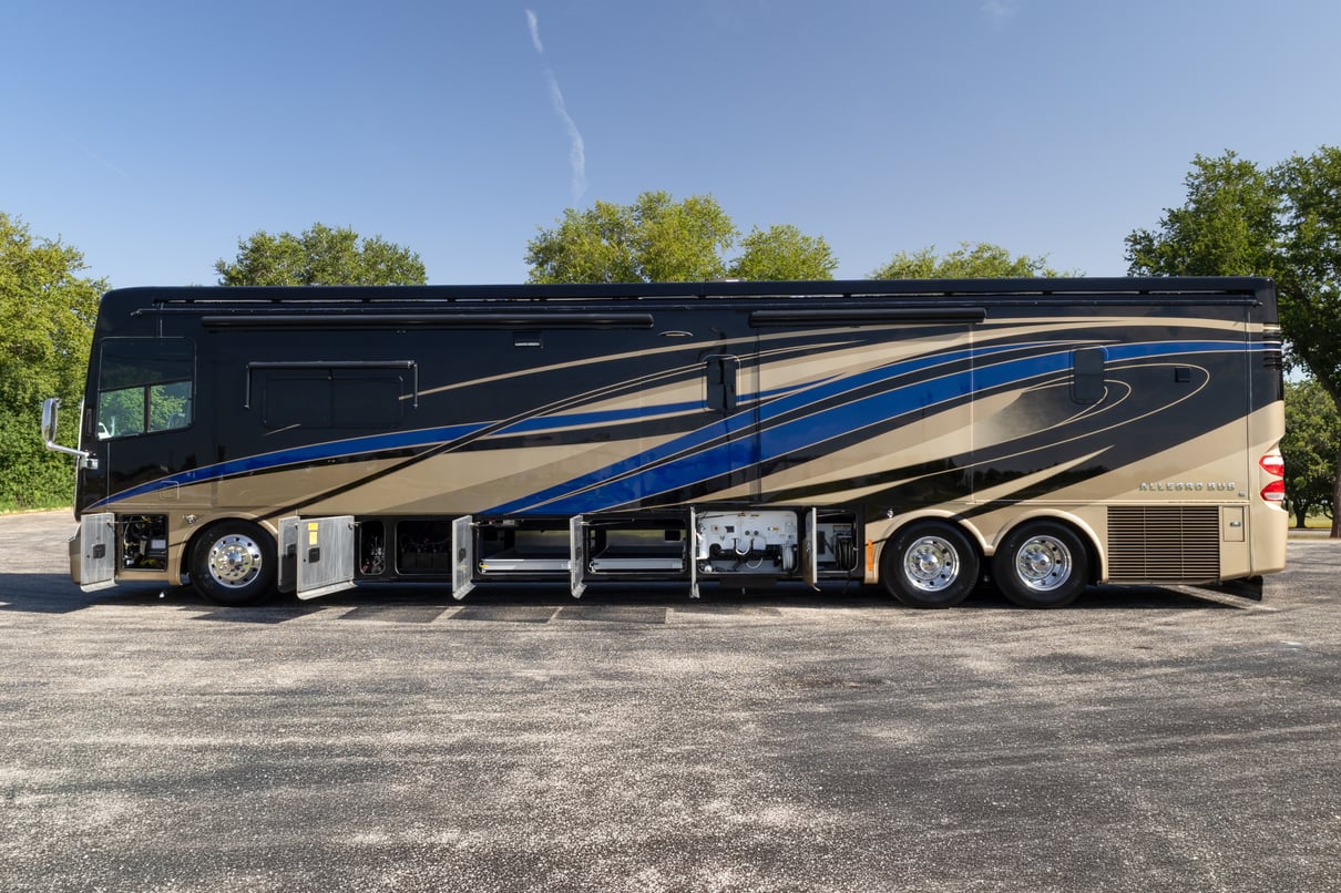 2016 Tiffin Allegro Bus 45 OP gallery image-35