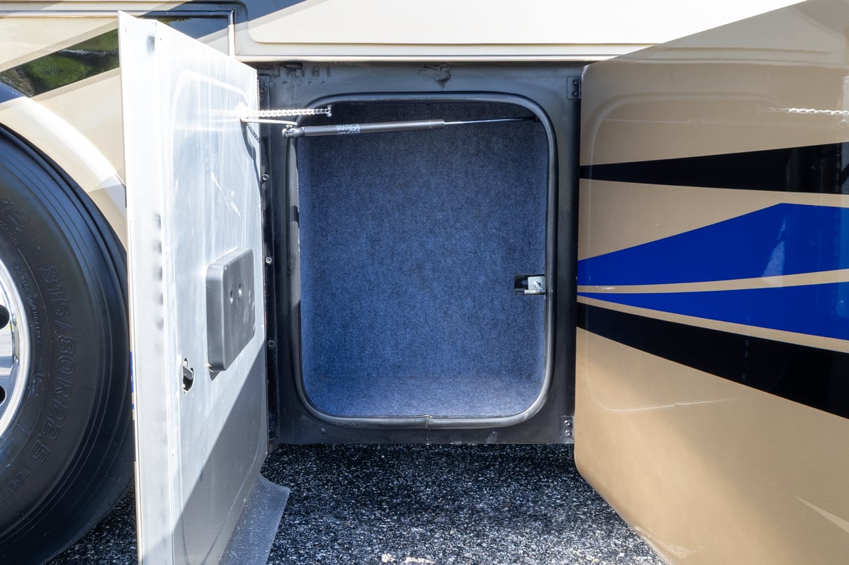 2016 Tiffin Allegro Bus 45 OP gallery image-37