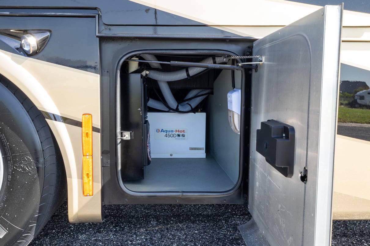 2016 Tiffin Allegro Bus 45 OP gallery image-44