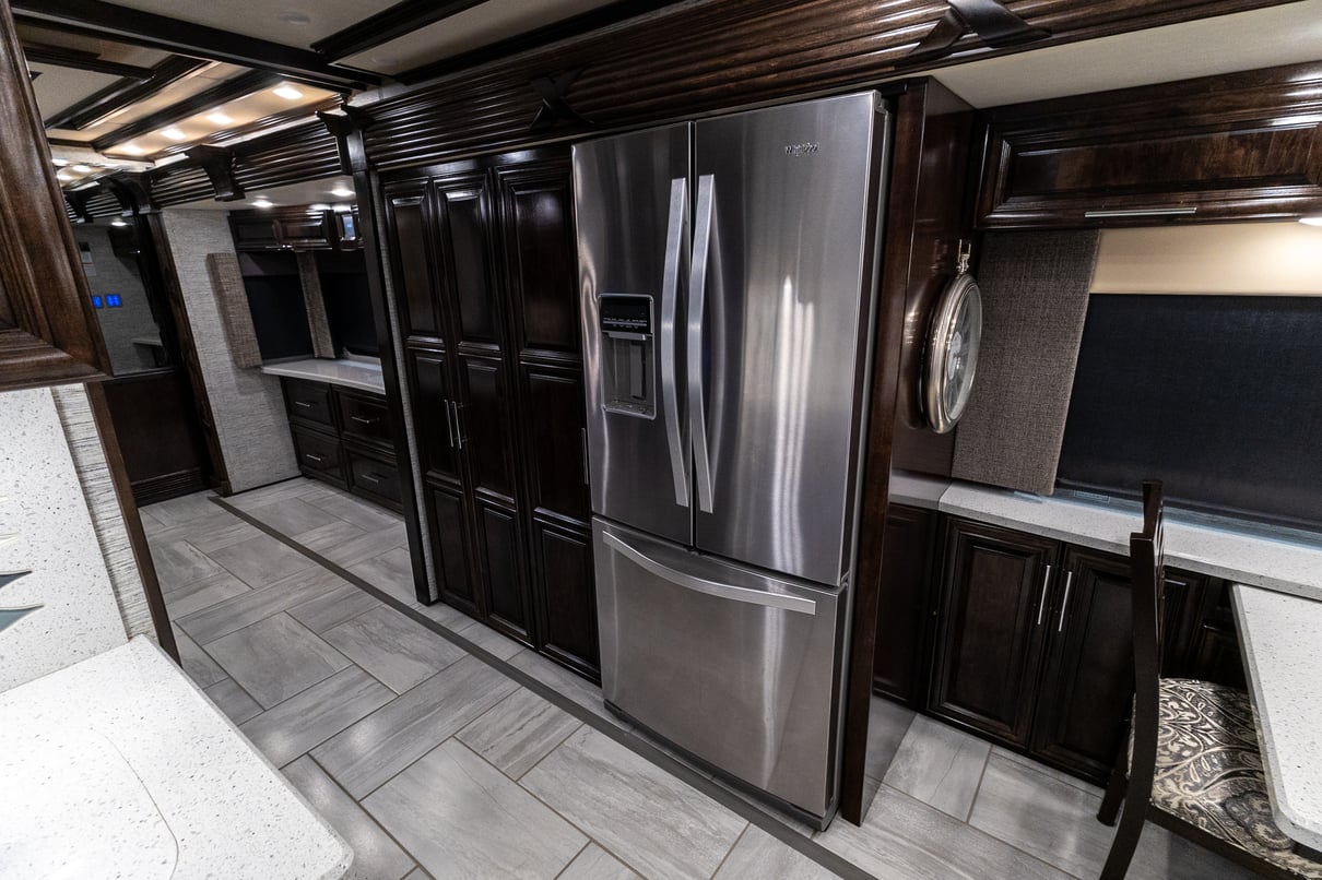 2019 Newmar Mountain Aire 4534 gallery image-17