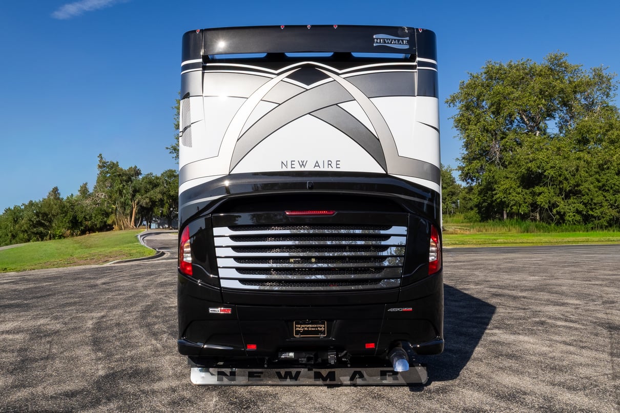 2021 Newmar New Aire 3543 gallery image-6