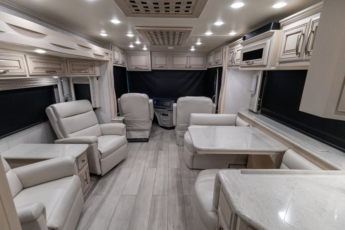 2021 Newmar New Aire 3543 gallery image-20