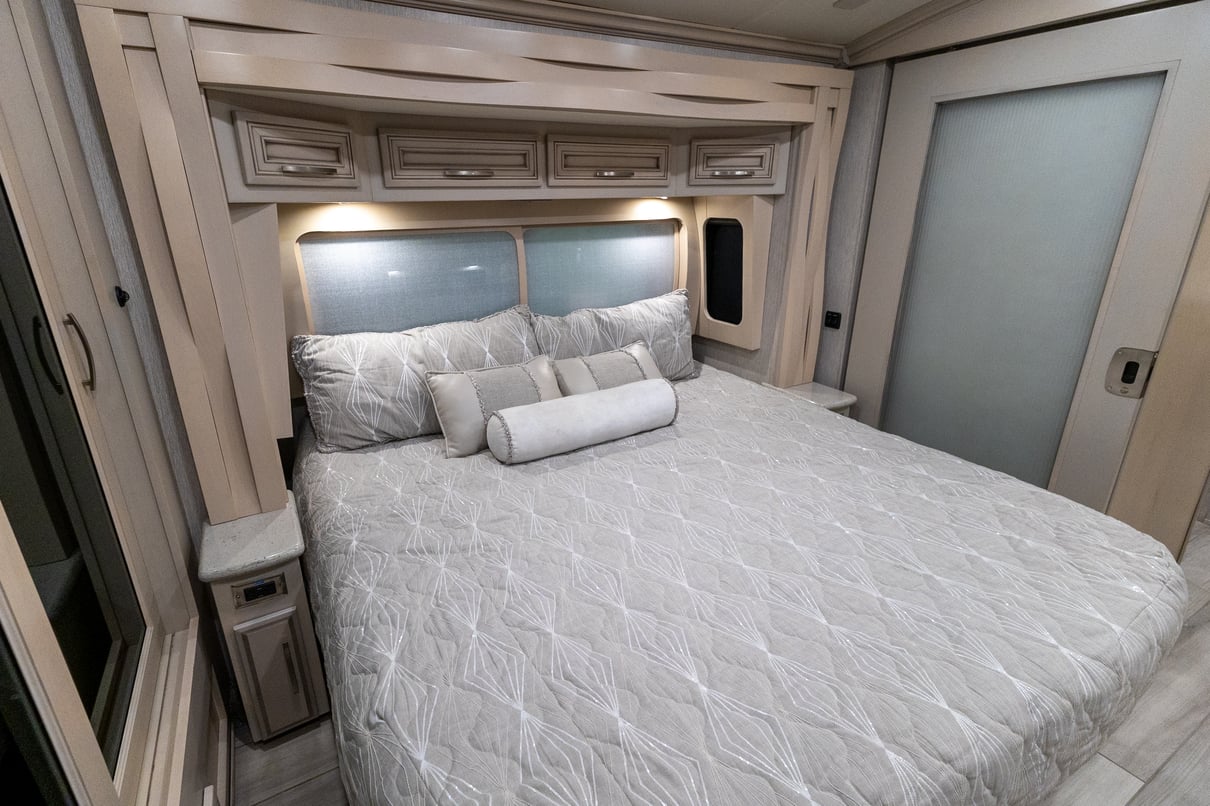 2021 Newmar New Aire 3543 gallery image-26