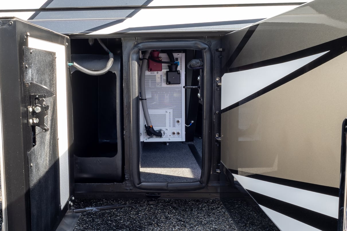 2021 Newmar New Aire 3543 gallery image-40
