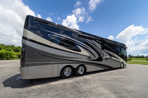 2015 Newmar Mountain Aire 4553