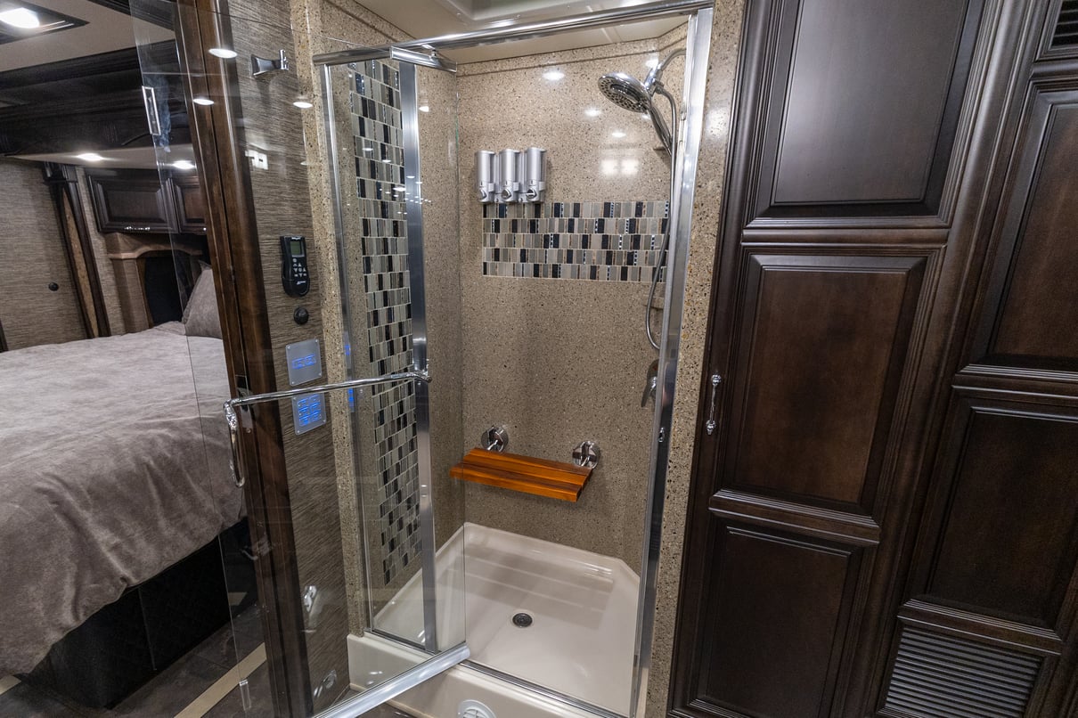 2015 Newmar Mountain Aire 4553 gallery image-30