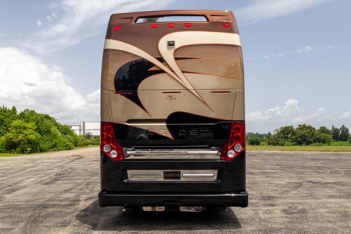 2017 Prevost Marathon H3 45 gallery image-6
