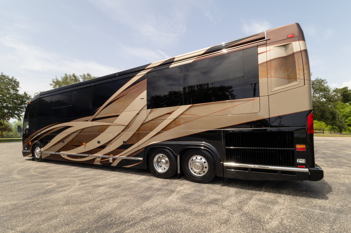 2017 Prevost Marathon H3 45 gallery image-8
