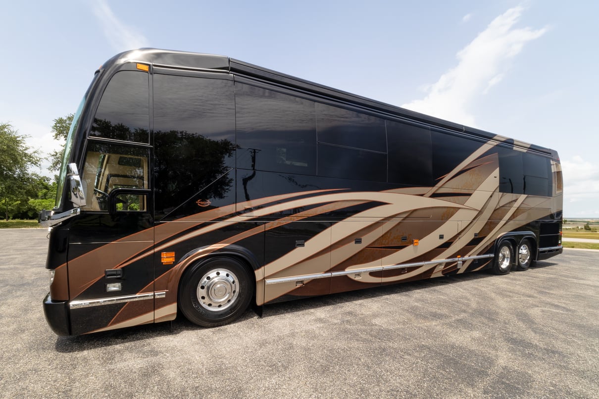 2017 Prevost Marathon H3 45 gallery image-10