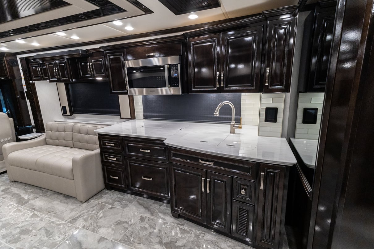2024 Newmar Essex 4551 gallery image-21