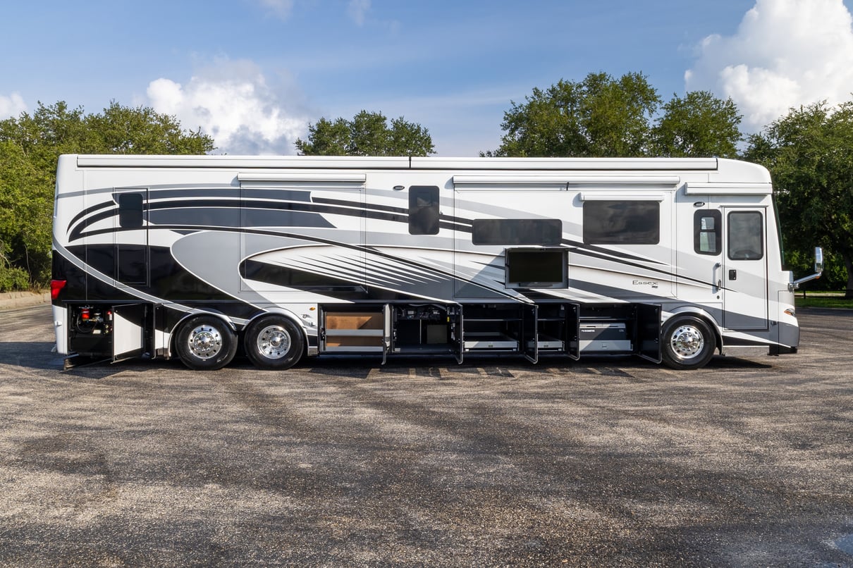 2024 Newmar Essex 4551 gallery image-34