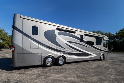 2019 Newmar London Aire 4551