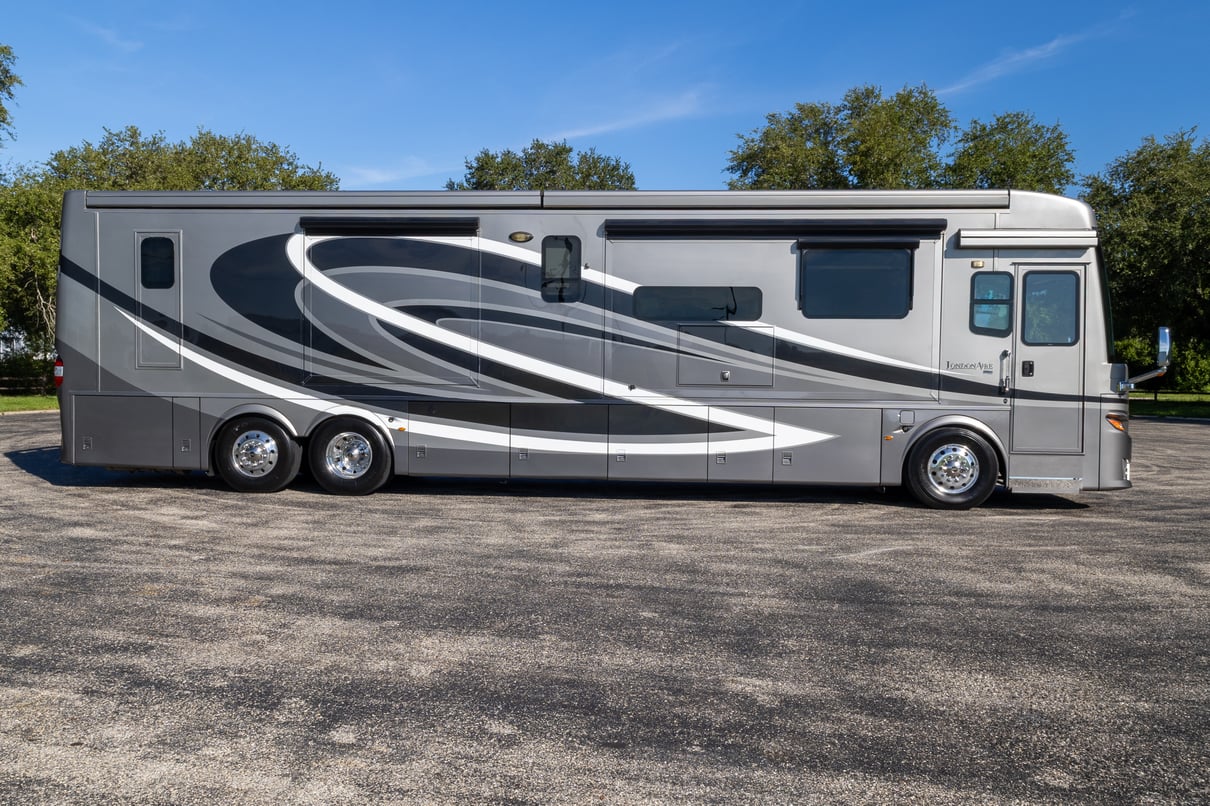 2019 Newmar London Aire 4551 gallery image-3
