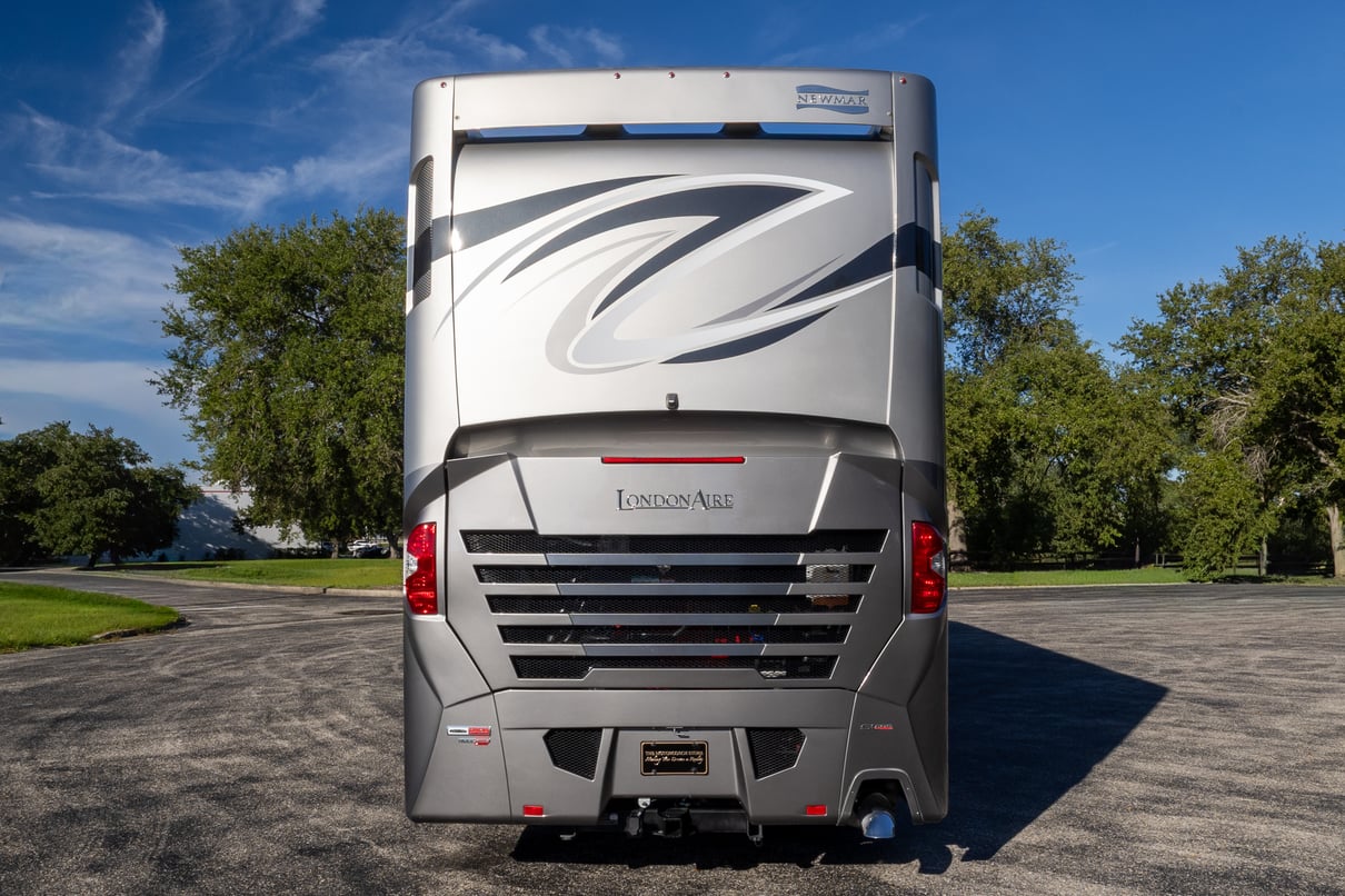 2019 Newmar London Aire 4551 gallery image-6