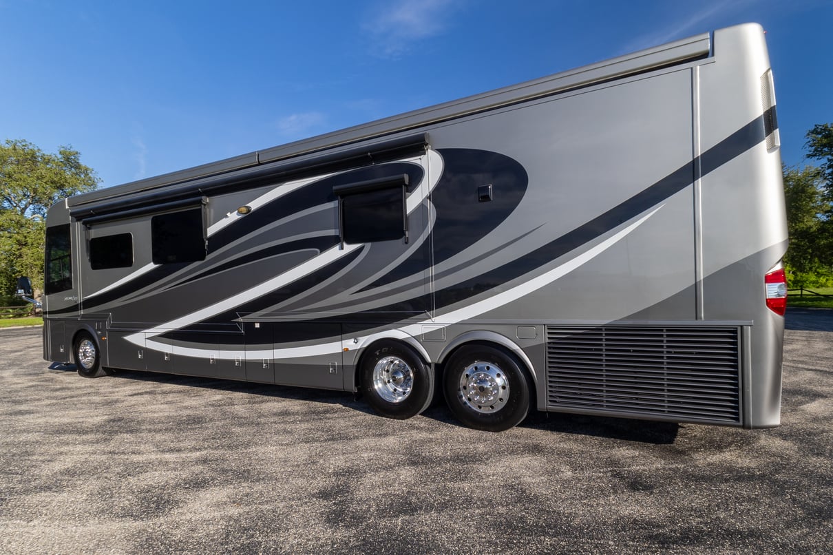 2019 Newmar London Aire 4551 gallery image-8