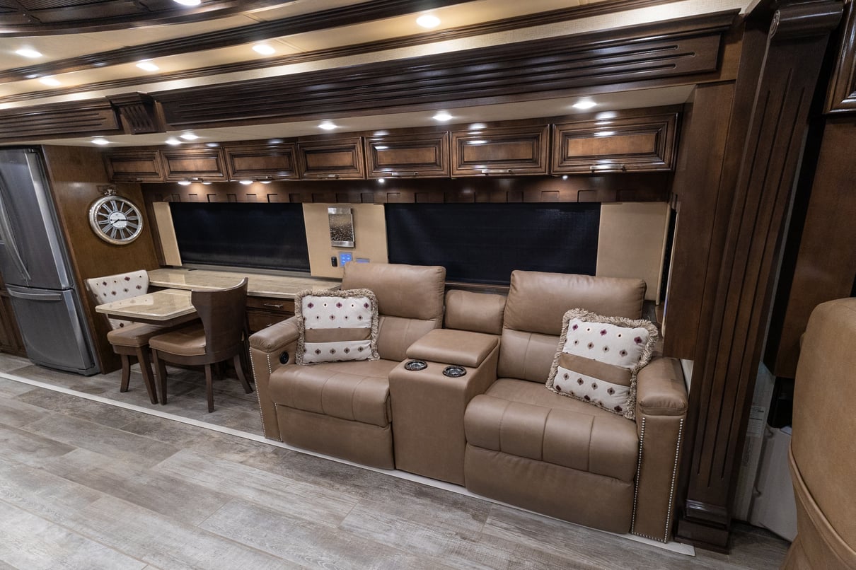 2019 Newmar London Aire 4551 gallery image-15