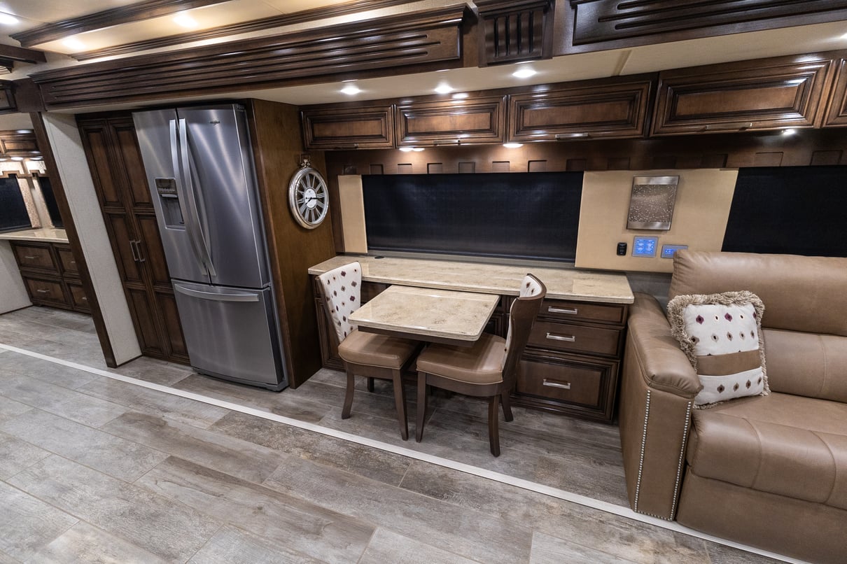 2019 Newmar London Aire 4551 gallery image-16
