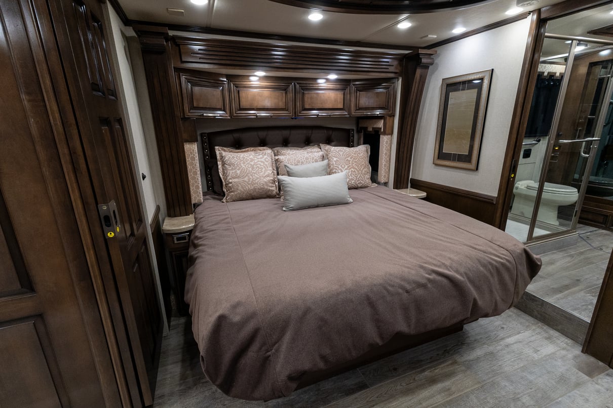 2019 Newmar London Aire 4551 gallery image-24