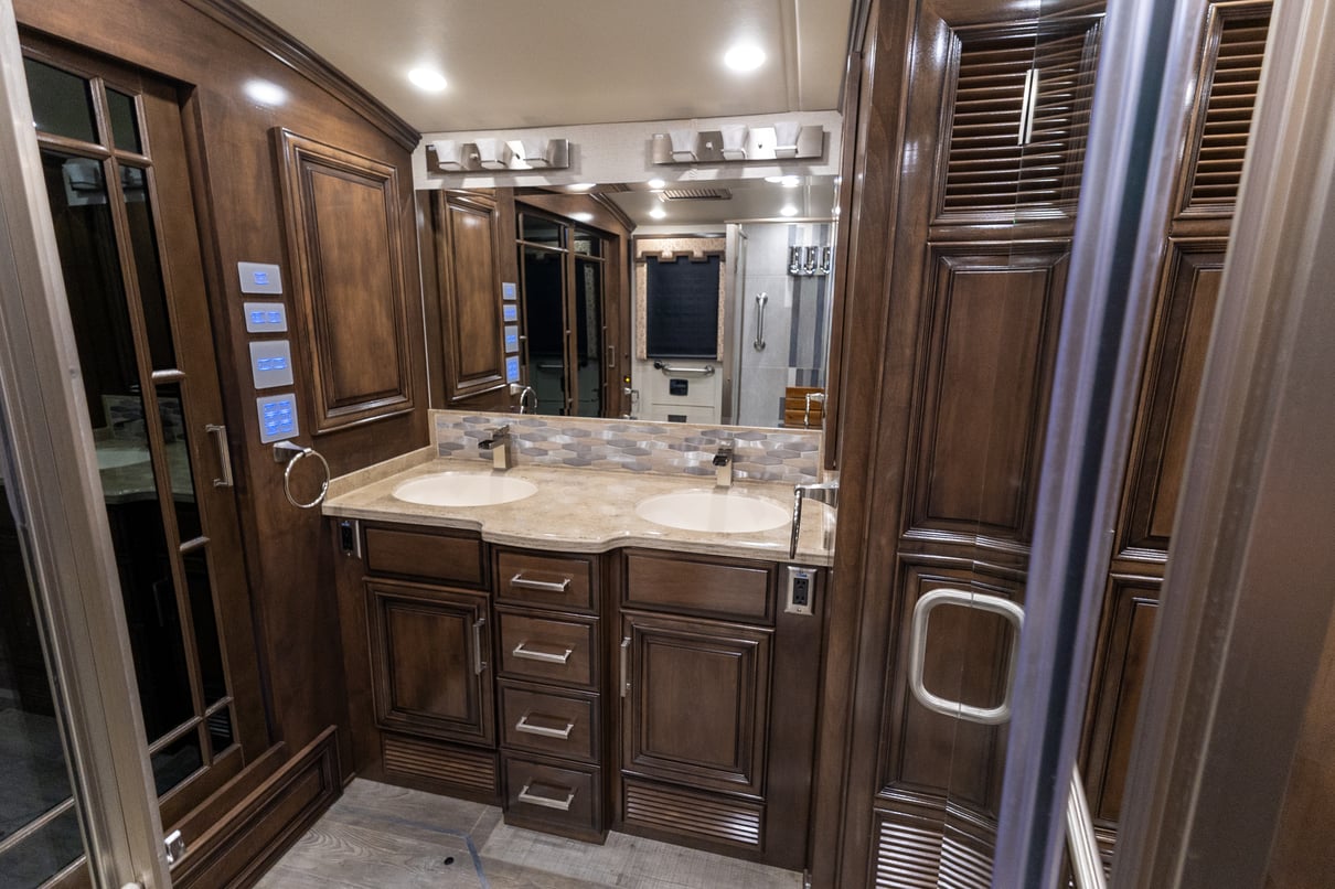 2019 Newmar London Aire 4551 gallery image-28
