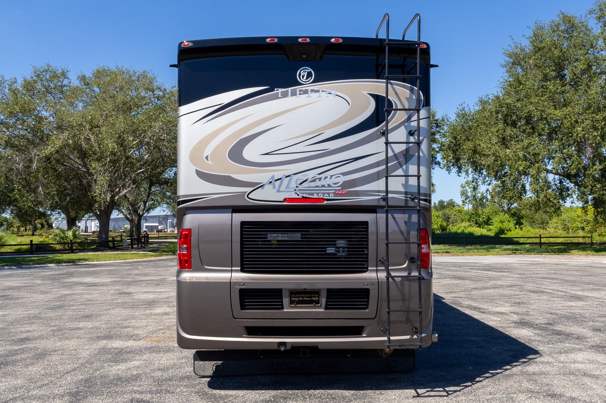 2017 Tiffin Allegro Red 38QBA gallery image-6