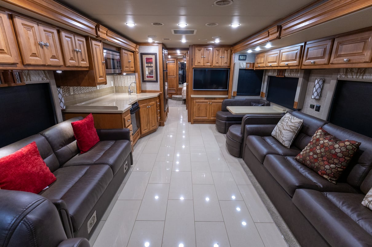 2017 Tiffin Allegro Red 38QBA gallery image-14