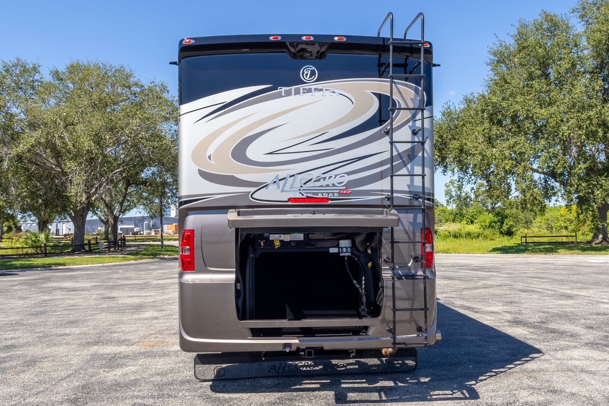 2017 Tiffin Allegro Red 38QBA gallery image-46