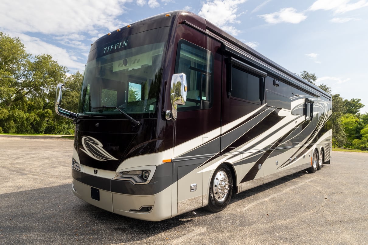 2022 Tiffin Allegro Bus 45FP gallery image-11
