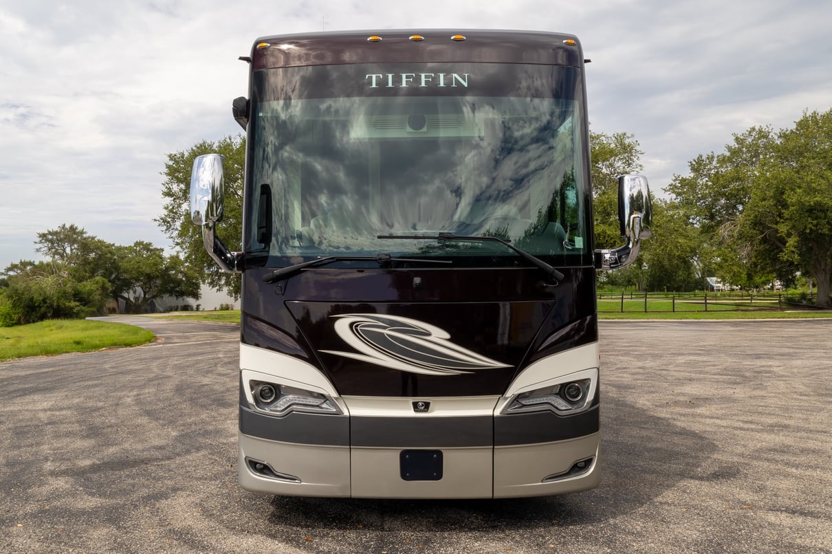 2022 Tiffin Allegro Bus 45FP gallery image-12
