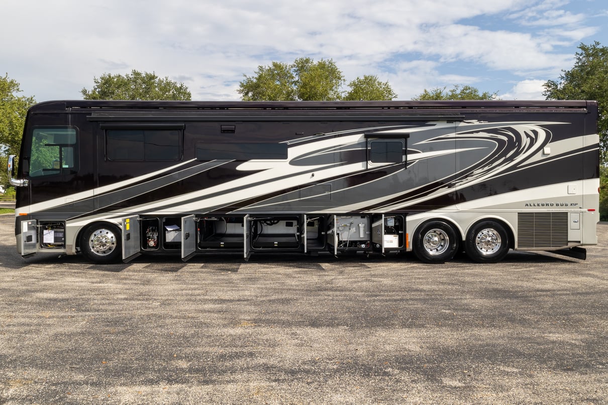 2022 Tiffin Allegro Bus 45FP gallery image-33