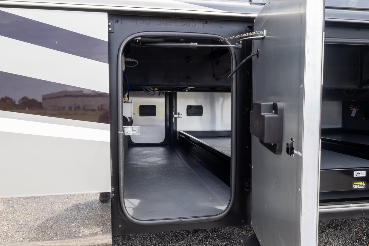 2022 Tiffin Allegro Bus 45FP gallery image-37