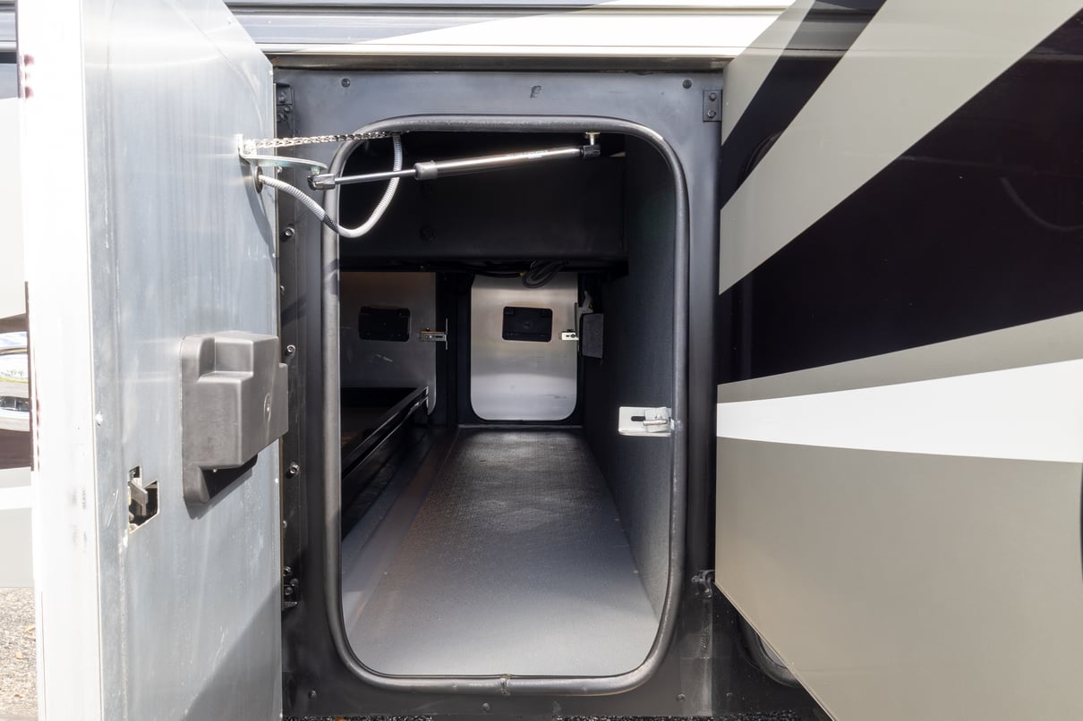 2022 Tiffin Allegro Bus 45FP gallery image-46