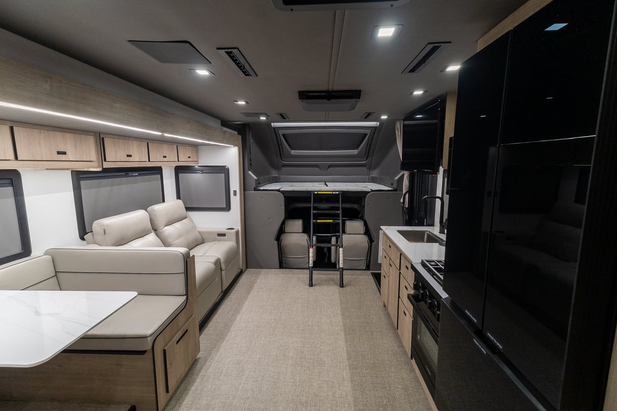 2026 Grand Design Lineage 31ZW gallery image-18