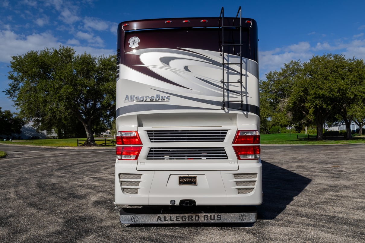 2015 Tiffin Allegro Bus 45 LP gallery image-6