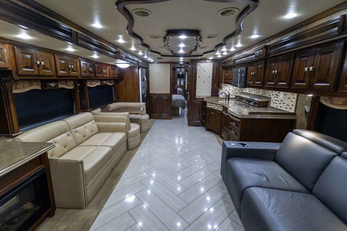 2015 Tiffin Allegro Bus 45 LP gallery image-14