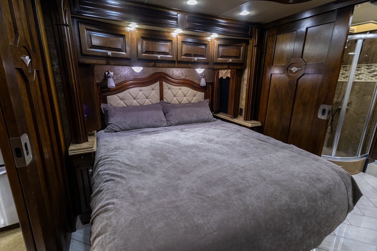 2015 Tiffin Allegro Bus 45 LP gallery image-24
