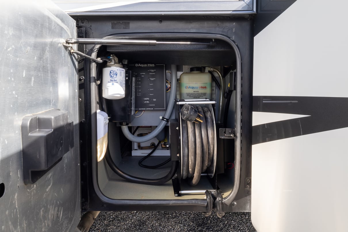 2015 Tiffin Allegro Bus 45 LP gallery image-40