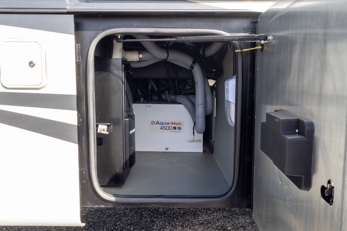 2015 Tiffin Allegro Bus 45 LP gallery image-43