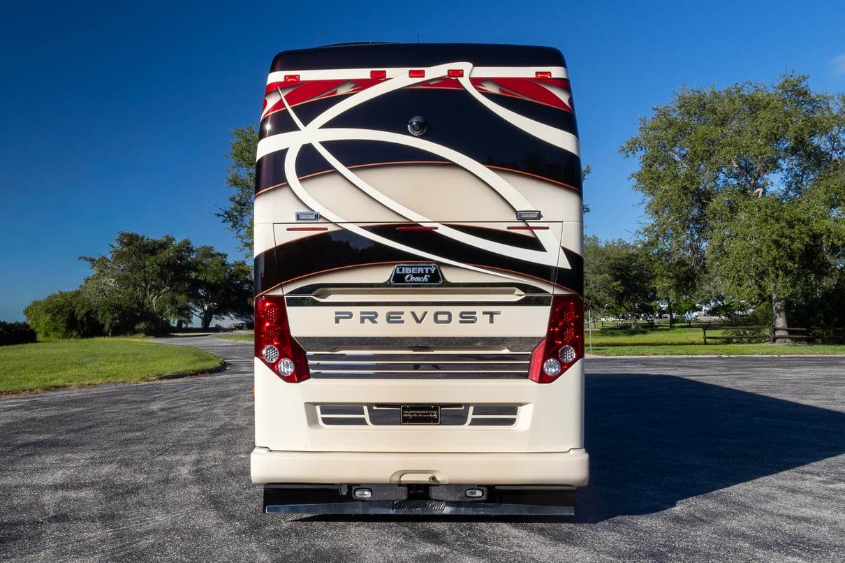 2014 Prevost Liberty H3 45 gallery image-6
