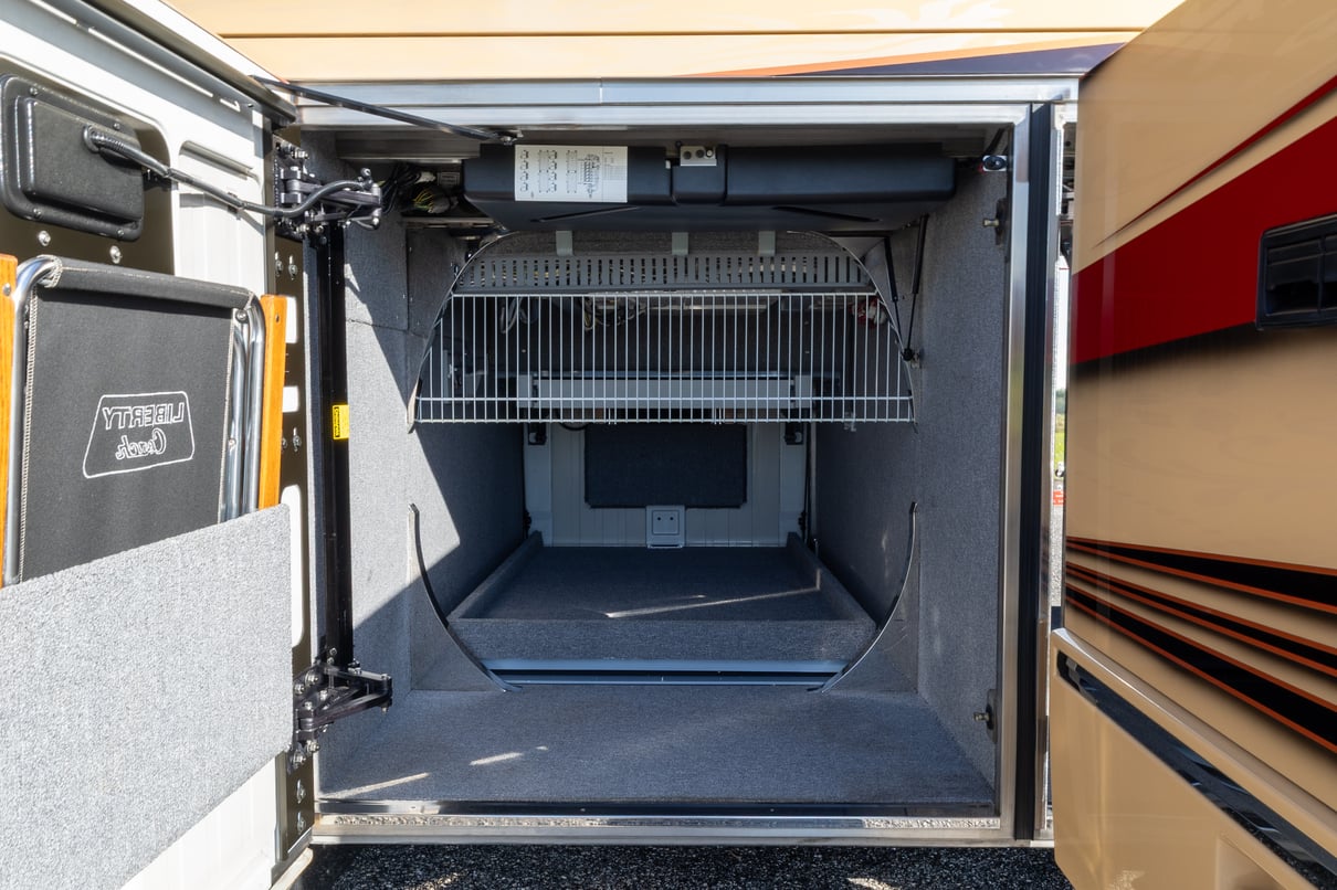 2014 Prevost Liberty H3 45 gallery image-41