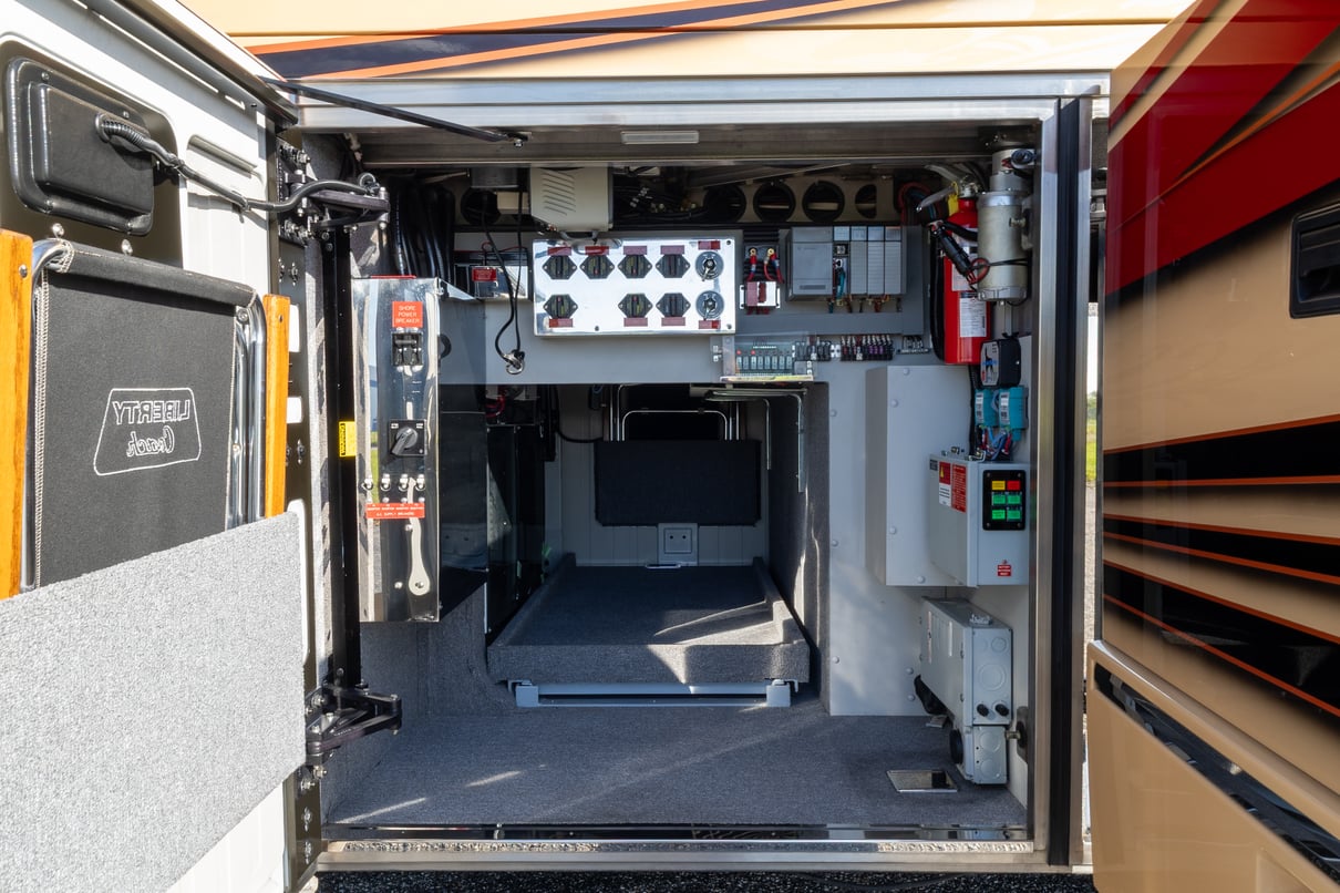 2014 Prevost Liberty H3 45 gallery image-42