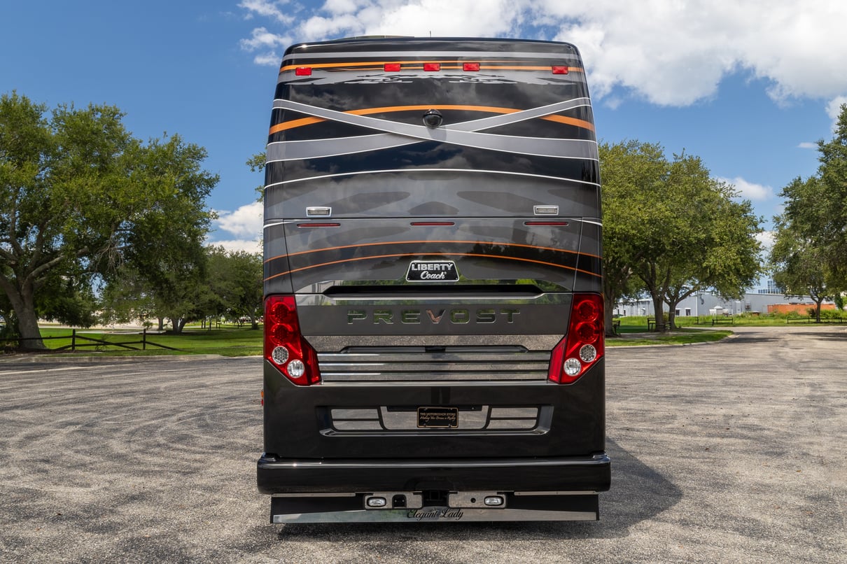2015 Prevost Liberty H3 45 gallery image-6