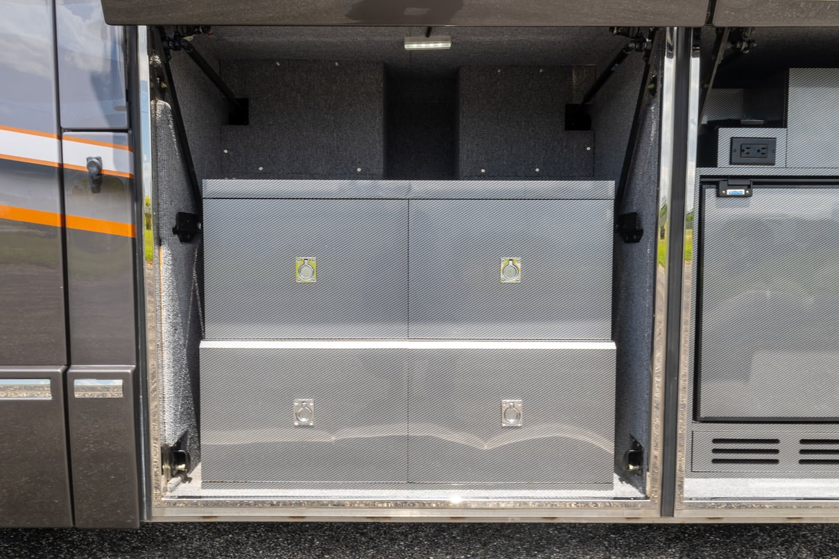 2015 Prevost Liberty H3 45 gallery image-36