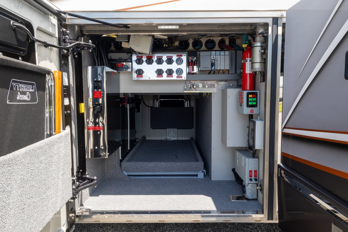 2015 Prevost Liberty H3 45 gallery image-42