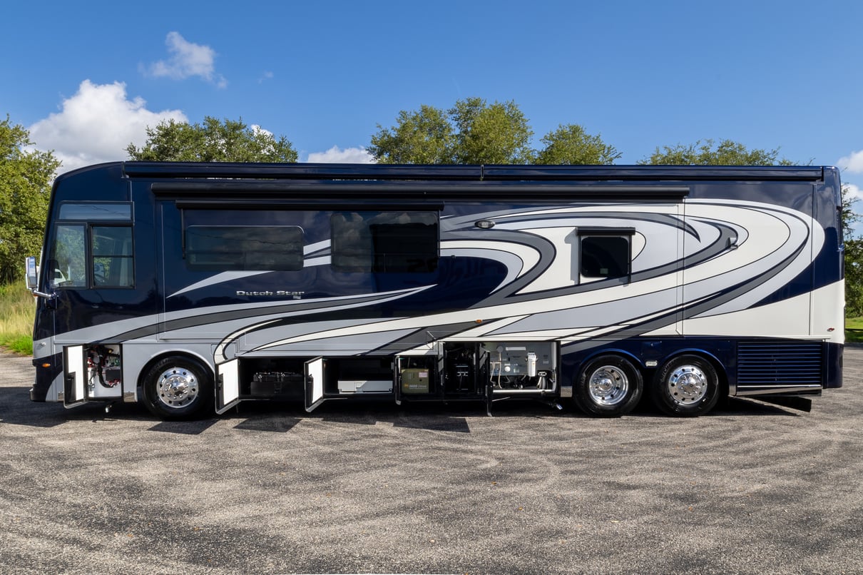 2022 Newmar Dutch Star 4081 gallery image-33